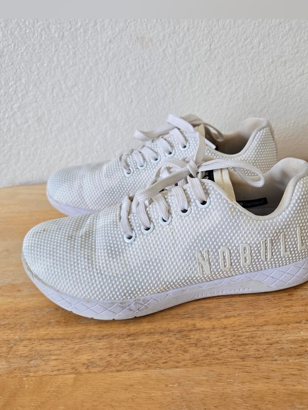 NEW NOBULL Outwork White Trainers Shoes White Super Fabric Tennis Womens Size 6